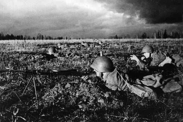 Наши части взяли город Демидов