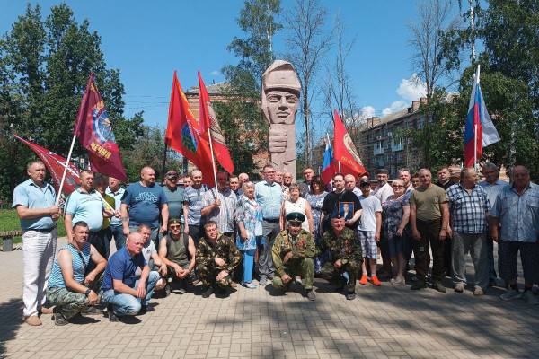 В Смоленской области прошли митинги, приуроченные к Дню ветеранов боевых действий