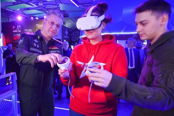 Павильон Минобороны РФ начал свою работу на выставке-форуме «Россия»