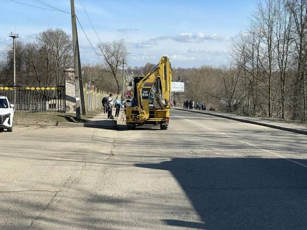 В Рославльском округе продолжаются весенние субботники