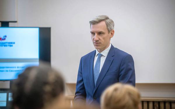 Врио Губернатора Василий Анохин открыл филиал Государственного фонда поддержки участников специальной военной операции «Защитники Отечества» по Смоленской области