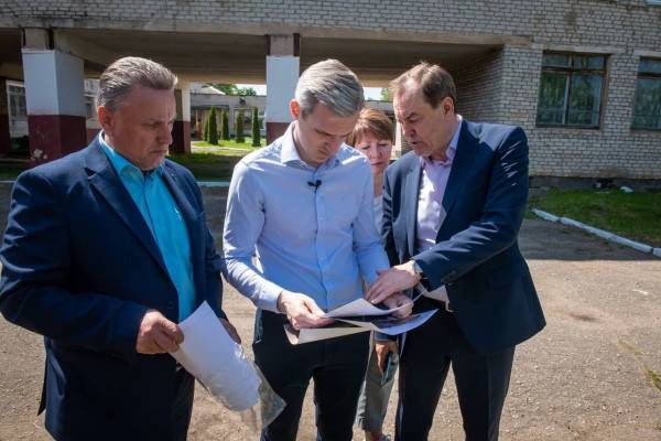 Василий Анохин рассказал о первых итогах рабочей поездки в Монастырщенский район