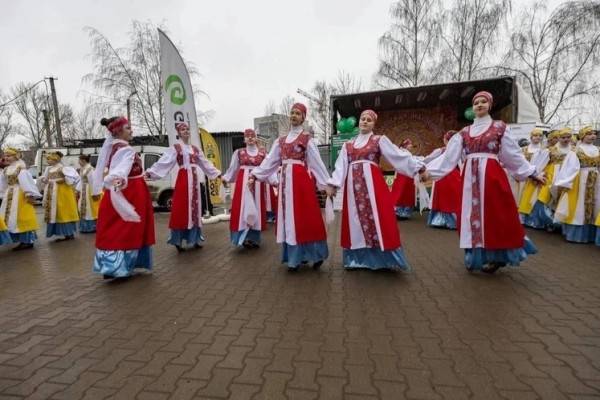 Проводы зимы и встреча весны в Смоленске