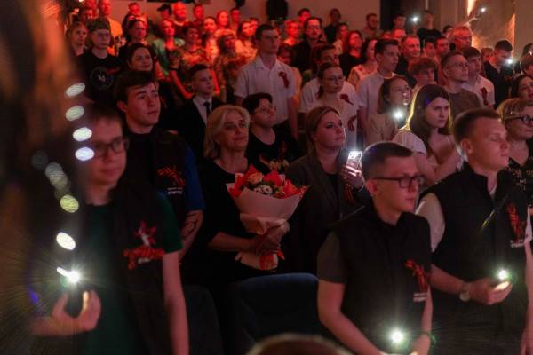 Проект 'Потому что мы - семья': Истории Великой Победы