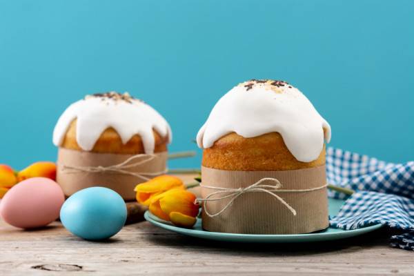 Анатолий Овсянкин поздравил православных смолян с праздником Пасхи