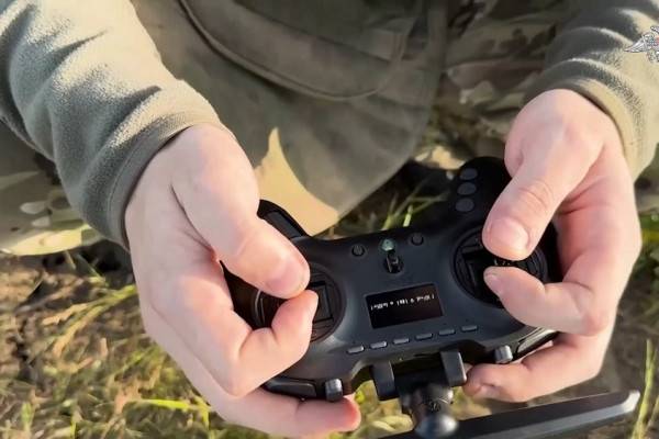 Кадры боевой работы российского FPV-дрона в зоне СВО