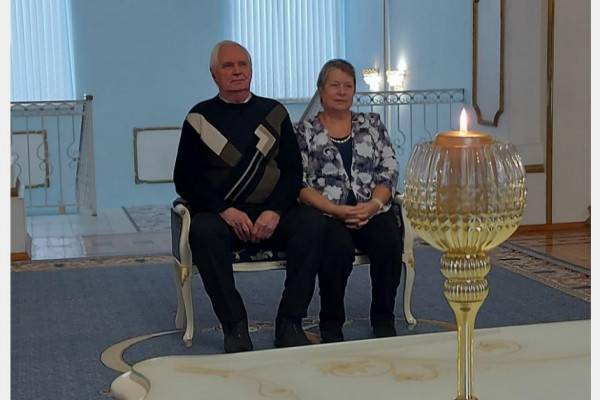 Супруги Тюнис из Смоленска отметили золотую свадьбу Супруги Тюнис из Смоленска отметили золотую свадьбу
