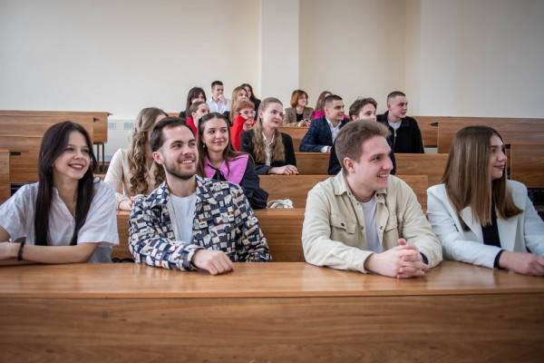 Образование в Смоленской области: поддержка студентов и рабочие места