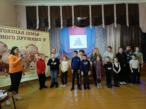 В Центре Творчества прошло мероприятие для детей и их родителей «В кругу семьи»