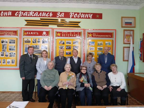 Вручение юбилейных медалей ветеранам в честь 80-летия Победы