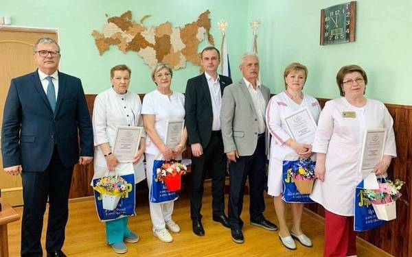 Рабочий визит депутата Госдумы Сергея Леонова в МСЧ №135 в Десногорске