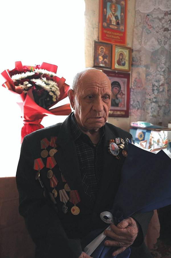 Салют героем: 102 года жизни Евгения Трофимова - ветерана ВОВ