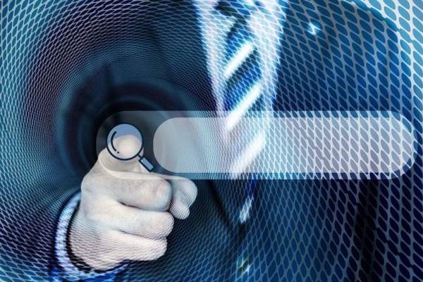 Василий Анохин представил в избирком список кандидатов в сенаторы от Смоленской области