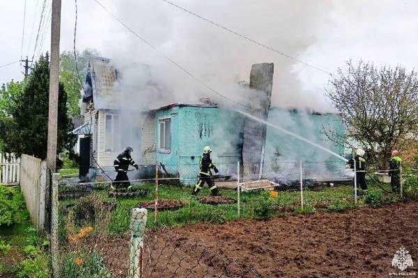 В Сафоновском районе случился пожар в частном доме